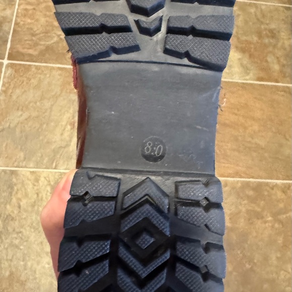 Steve Madden Burgundy Slip-On Loafers with Cushioned Insole and Sleek Design - Picture 8 of 8